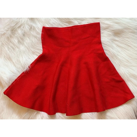 Girls' High Waist Knitted Flared Pleated Skirt- Size 5-6 years - Picture 3 of 3